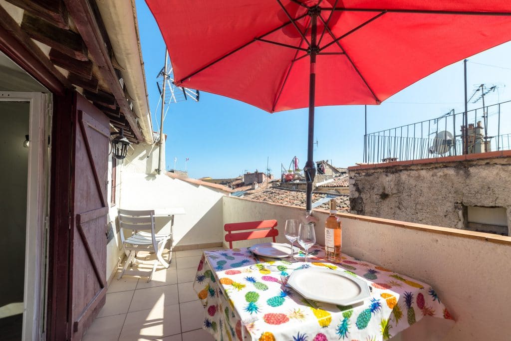 terrasse centre historique grasse vue sur toit